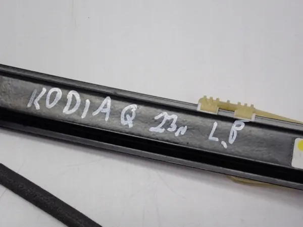 OEM 5Q0959801B Voorlinker Raamregelaar Skoda image 6