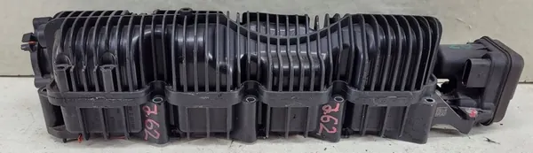 Audi A8 D3 Coletor de admissão image 2