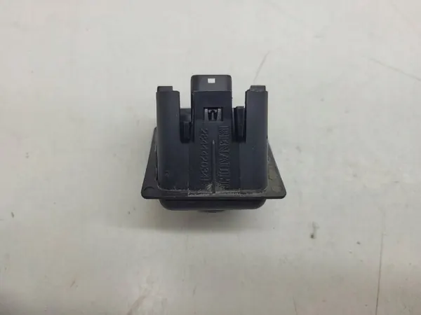 Achteruitrijcamera Dacia Duster II image 4