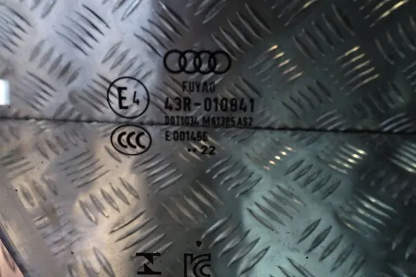 Audi A1 82A Oikea OviLasi OEM 82G845202 image 3