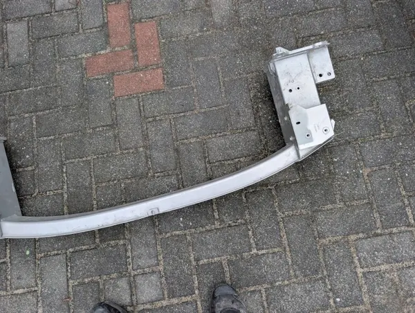 Viga del parachoques delantero OEM 32377149 Volvo XC40 image 7