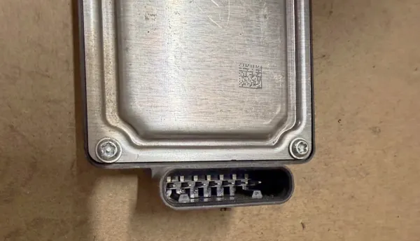 OEM 2Q0907561B 2Q0907572B ACC Distronic radarsensor image 3