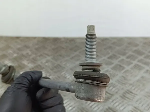 OEM FOB50324 Taka stabilointilinkki Jeepille image 3