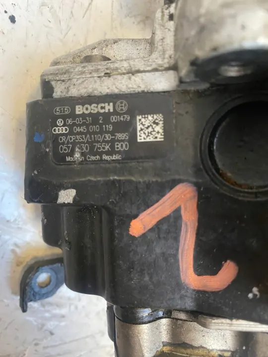 Bomba de inyección OEM 057130755K para Audi A8 D3 image 4