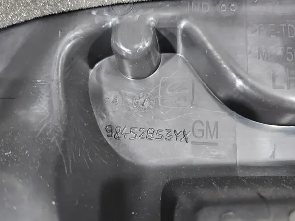 OEM 98452853YX Vänster Bagageutrymmesklädsel Opel Grandland image 6