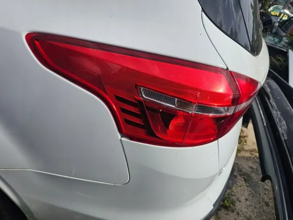 FORD FOCUS MK3 LIFT 14- VÄNSTER BAKLYKTA LED image 4