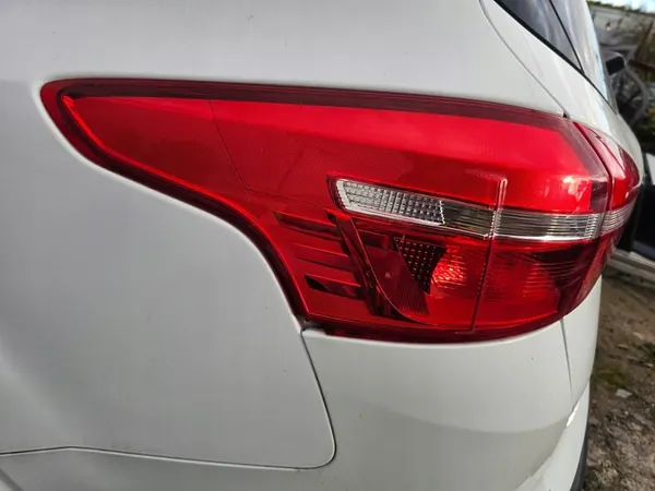 FORD FOCUS MK3 LIFT 14- VÄNSTER BAKLYKTA LED image 8