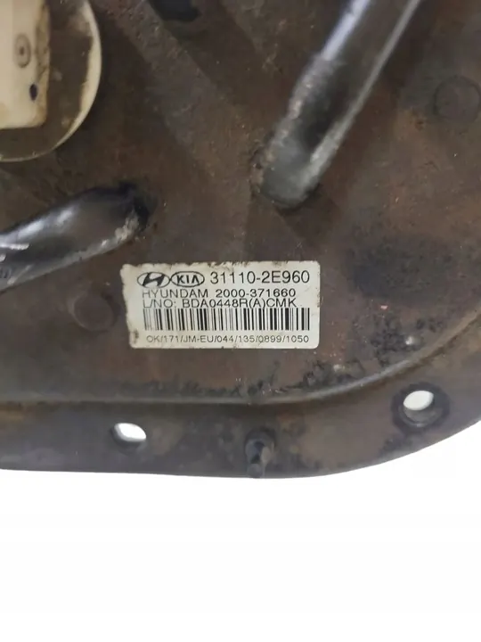 Bomba de Combustível Kia Sportage II 2.0 CRDI 31110-2E960 image 3