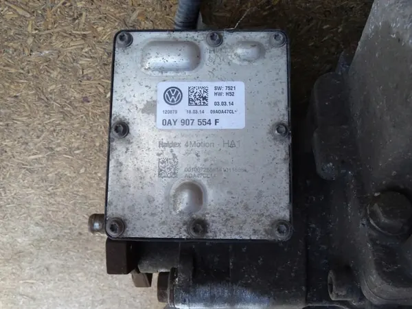 AUDI Q3 8U Quattro 2.0 TDI Diferencial Haldex 0AY907554F image 6