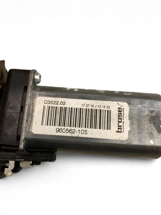 Mercedes-Benz GLS X166 Sitzmotor OEM 960562105 image 6