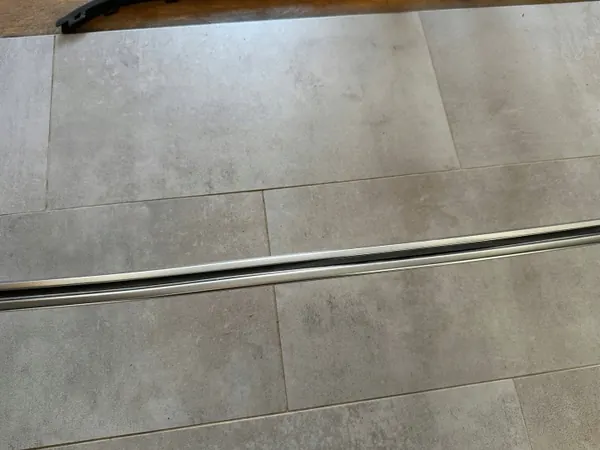 OEM 8R0807443 CP CHROM Bakre Stötfångar List Audi image 3