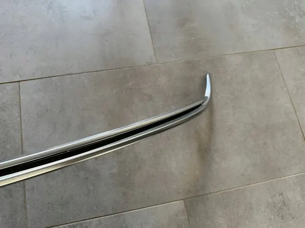OEM 8R0807443 CP CHROM Bakre Stötfångar List Audi image 4