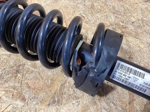 Ammortizzatore anteriore Porsche Cayenne 7P5413031K image 3