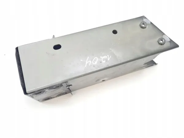 Tesla Model 3 Murtovyöhyke Vasen/Oikea OEM P1088149-00-F image 6