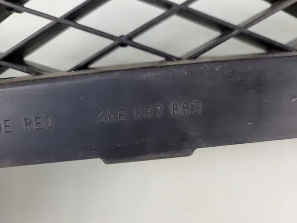 Supporto paraurti posteriore VW Passat B7 Sedan 3AE807863 image 5