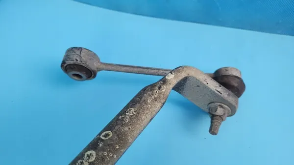 Opel Insignia B GSi bak stabiliseringsstag OEM 84119838 image 8