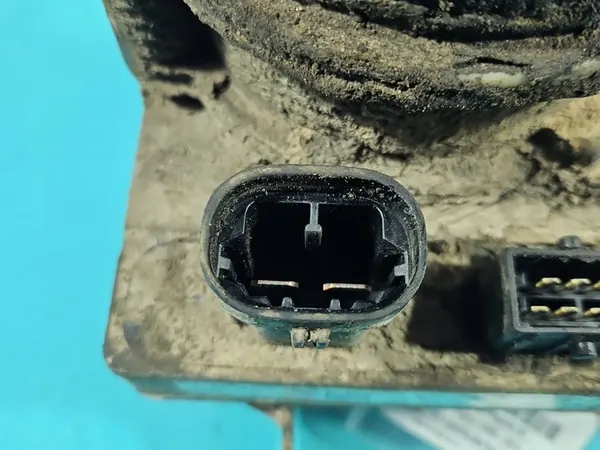 Bomba de direção assistida Dacia Logan I 05-14 OEM 8200720894 image 5