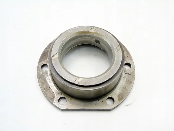 Suporte de virabrequim Fiat 126P 650 FSM 126A1.076 image 2