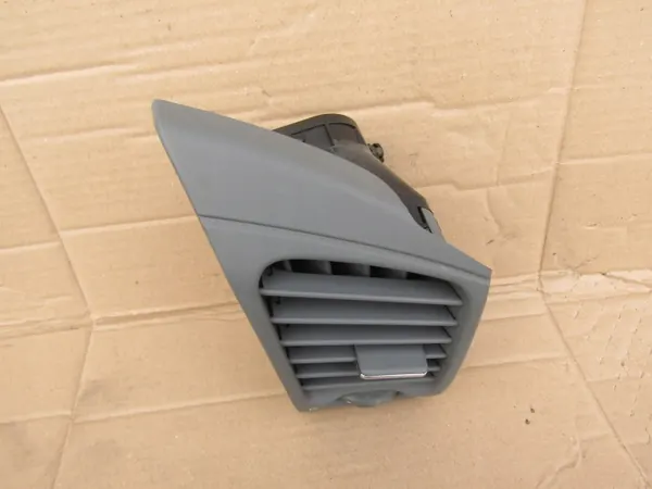 Höger grå ventilationsgallret OEM 2088300254 Mercedes image 4