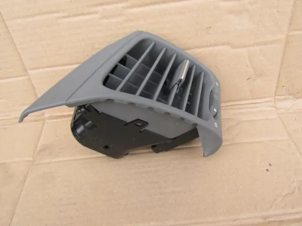 Höger grå ventilationsgallret OEM 2088300254 Mercedes image 5