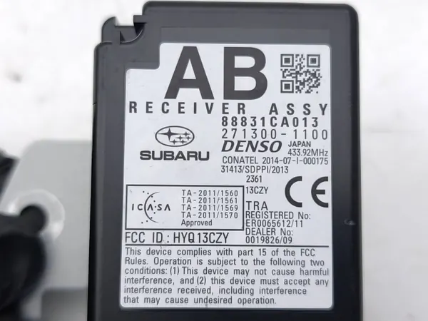 Toyota GT 86 Controllers OEM 88831CA013 - Gebruikt image 7