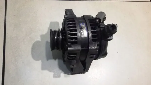 Vaihtovirtageneraattori Toyota Avensis T25 2.0 D4D 2706027090 image 3