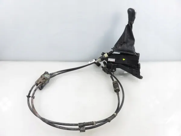 Cric Ford d'occasion OEM CA6R7C453MBA pour Fiesta MK6 image 2