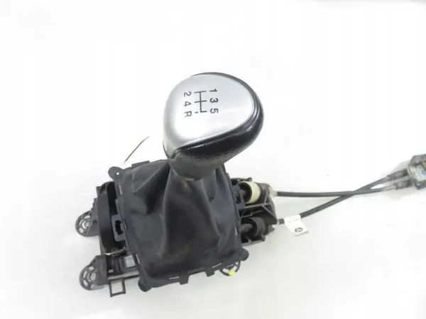 Cric Ford d'occasion OEM CA6R7C453MBA pour Fiesta MK6 image 3