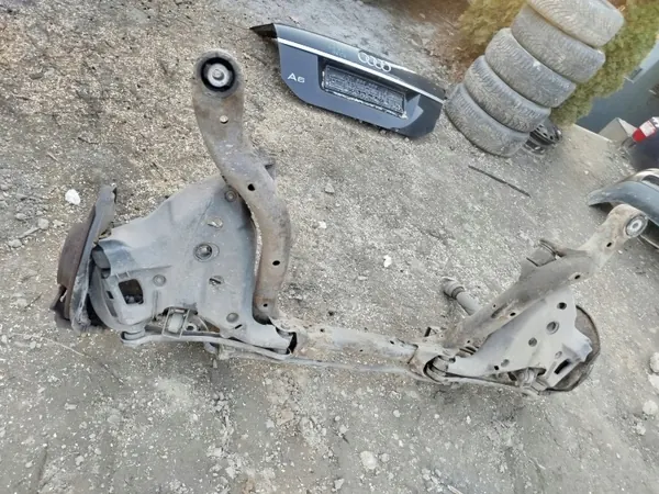 BELKA TYŁ OŚ TYLNA AUDI A6 C6 - Viga Trasera image 9