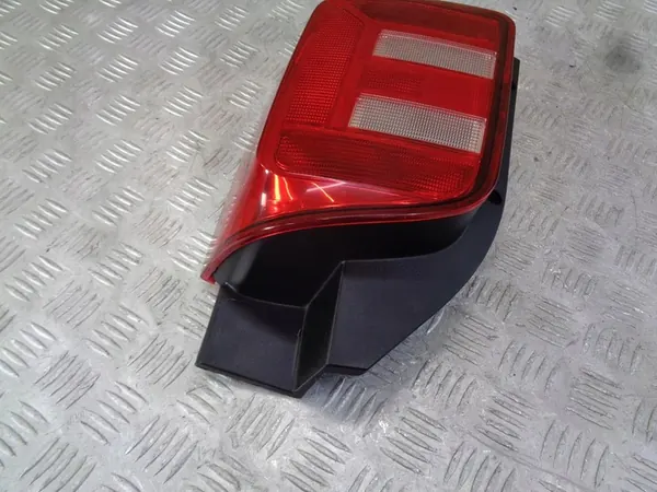 Luz Trasera Derecha VW Transporter T6 2015- 7E0945096T image 4