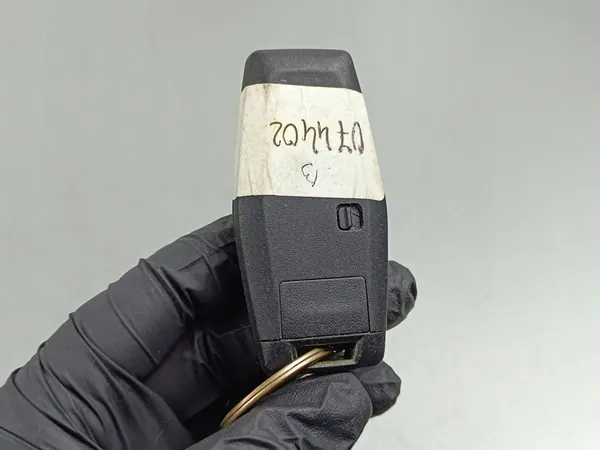 Clé ou carte Mitsubishi Outlander IV 2022 FOB46555 image 3