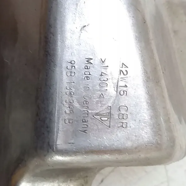 Pieza de motor Porsche usada OEM 95B130395B image 3