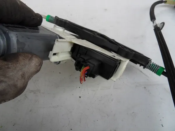 AUDI A4 B8 2007-2011 Elevador de vidro dianteiro direito OEM image 4