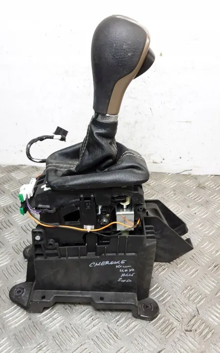 Levier de Vitesse Jeep Cherokee OEM P6MD111X9AB Occasion image 3