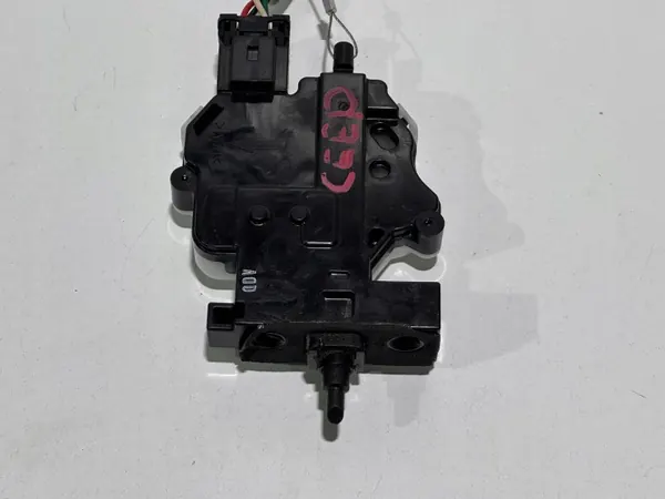 Actuateur de trappe à carburant Kia Ceed III Lift OEM CEED III image 4