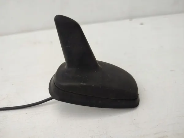 Antenni VW PASSAT B6 image 3