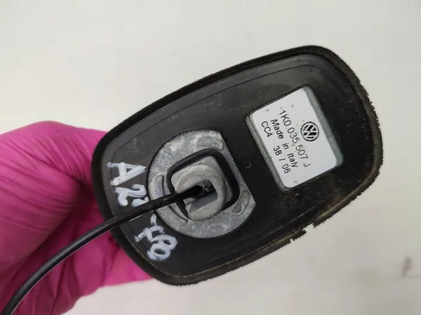 Antenni VW PASSAT B6 image 4