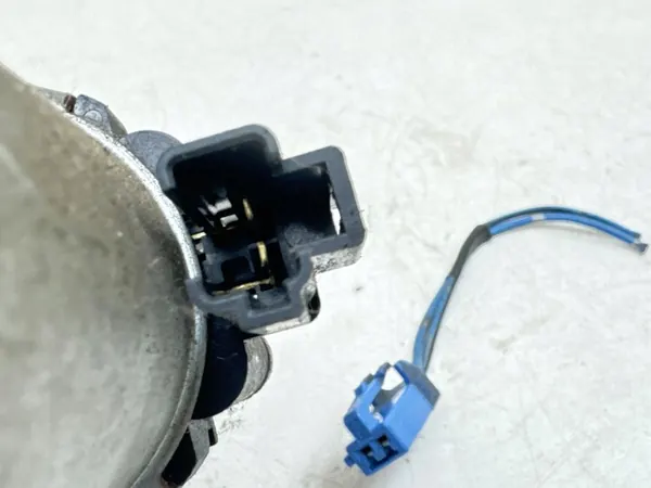 Zetelmotor Toyota Avensis T250 2005 43944010030 image 3