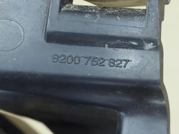 Farol Halógeno Esquerdo Dacia Logan Lift 1 MCV 2011 OEM 8200752827 image 5