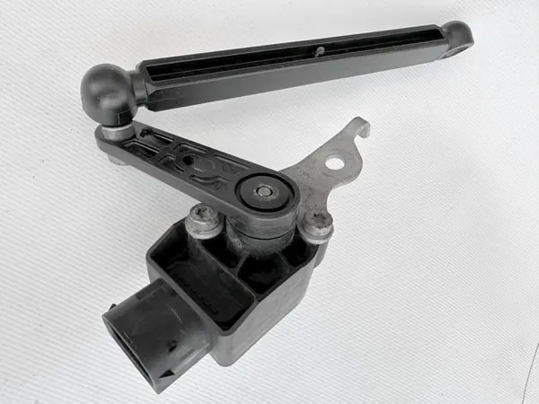 Sensor de nível de faróis BMW OE 6784072 image 2