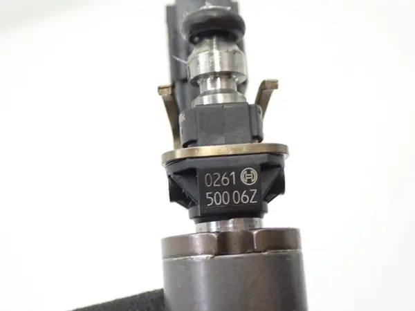 Inyector OEM 026150006Z para Skoda Octavia IV 1.5 TSI image 5