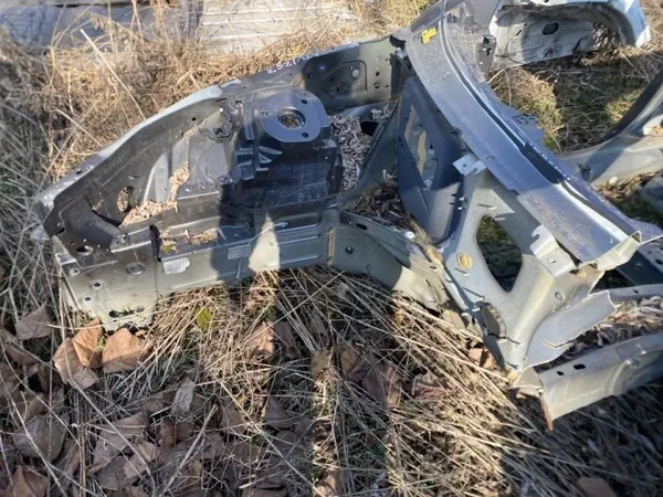 OEM 249985 Fram höger stänkskärm Volvo XC60 II image 3