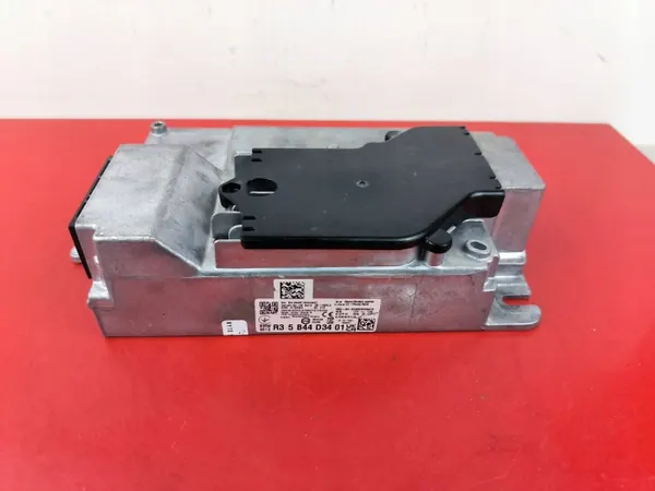 BMW i4 G26 Ljudförstärkare OEM 65125B44D34 image 5