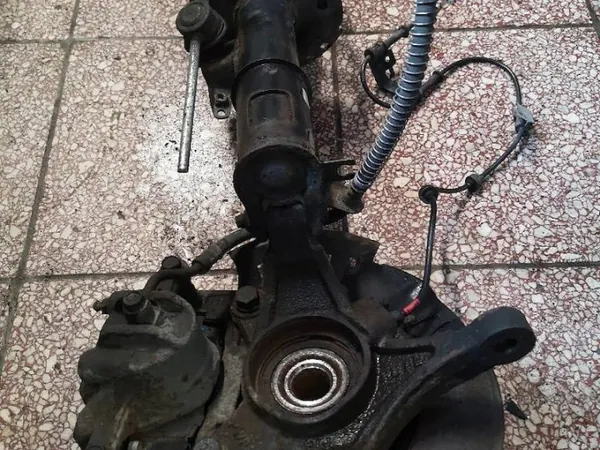 OEM 1 Rechter MacPherson-veerpoot voor Hyundai i20 image 2