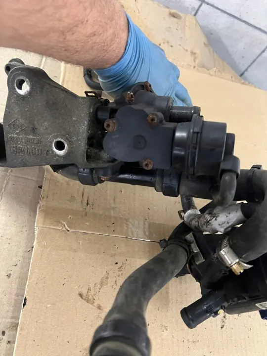 Kit carcasa termostato OEM magistrala 2,3 - mefjuu image 6