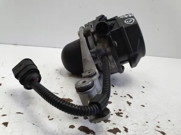 Porsche Cayenne Turbo luftpump OEM 7P5.131.082A image 5