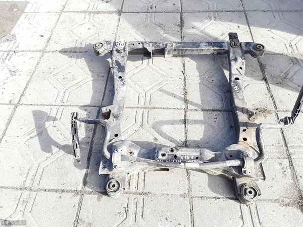 Cadre auxiliaire Opel Astra 2014 2000cdti 13327078 image 4