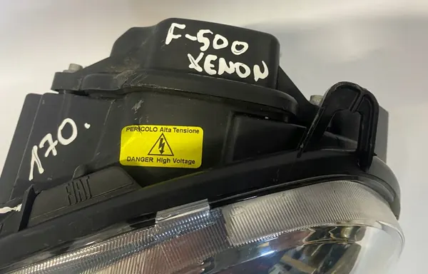 Farol dianteiro esquerdo Fiat 500 Xenon image 4