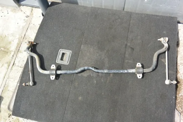 Vorderer Stabilisatorlenker OEM A2463203411 Mercedes image 6