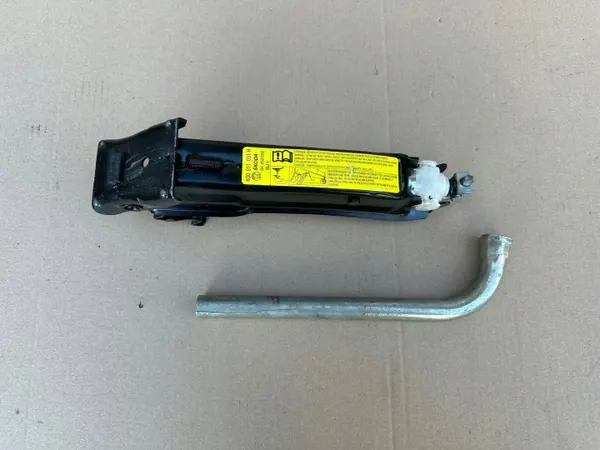 Chave de macaco VW Polo 6Q OEM 6Q0011031H - Usado image 2